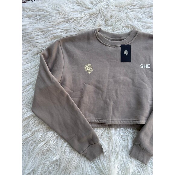 Wolves Darc Sport SHE Cursive Crop Crewneck Stone Gray Size Small - Picture 3 of 9